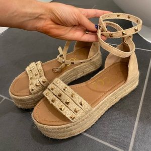 VICI Platform Sandals Size 6